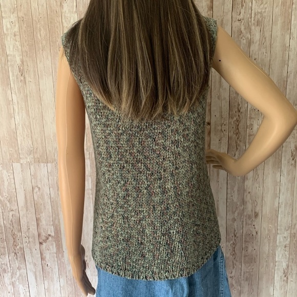 CO & Eddy Woven Sleeveless Sweater Turtle Neck - Picture 4 of 9